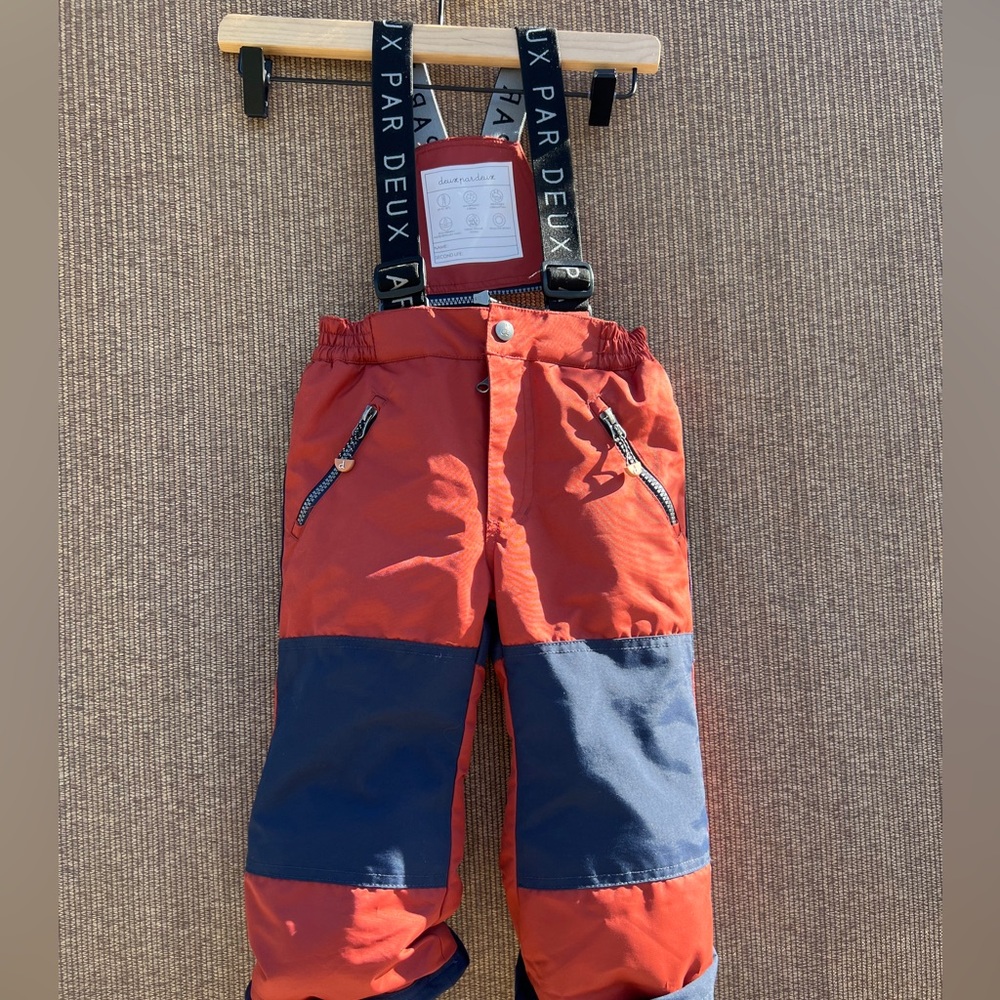 Deux par Deux snow pants Boys Sz 2 in a red-orange and navy blue